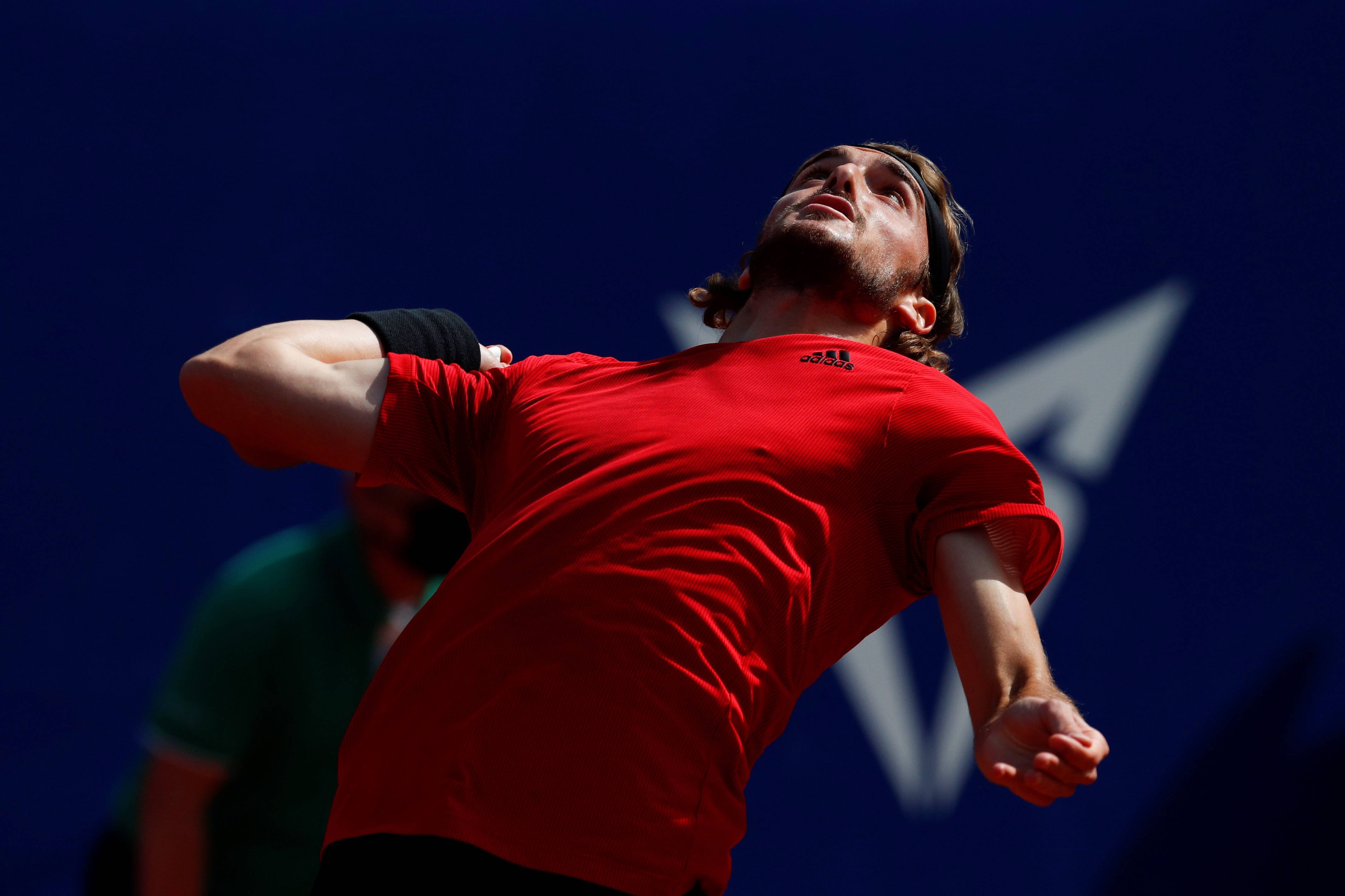 包含英国网球队横扫美国网球队，纳达尔爆发神勇的词条