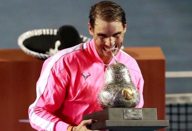 包含美国网球队鏖战世界网球队,纳达尔完成帽子戏法的词条 包含美国网球队鏖战世界网球队,纳达尔完成帽子戏法的词条