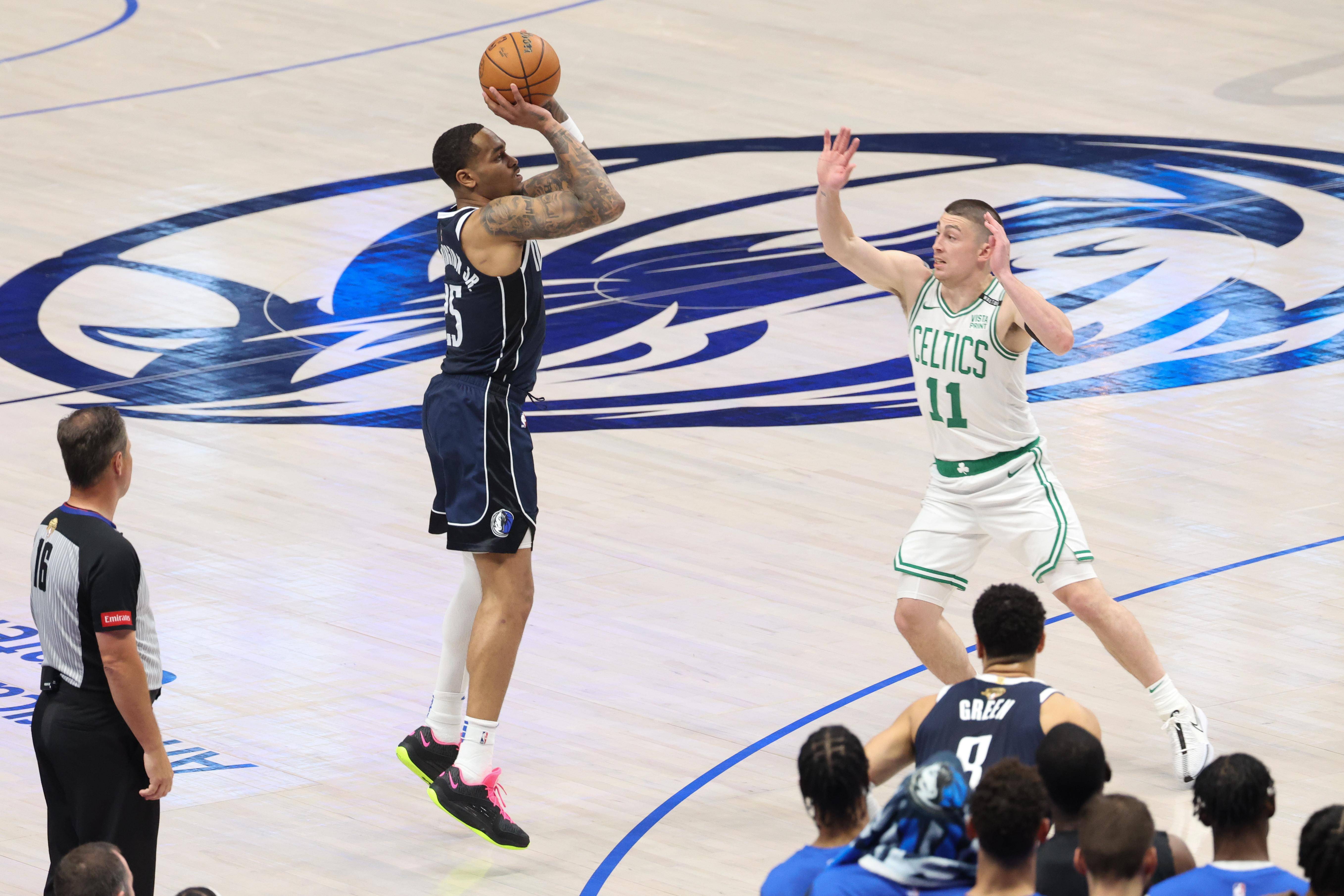 凯尔特人B队强势灰熊,东契奇完成帽子戏法 凯尔特人B队强势灰熊,东契奇完成帽子戏法