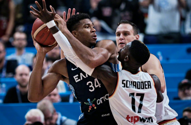 加拿大男篮爆冷德国男篮,费沃斯制霸全场的简单介绍 加拿大男篮爆冷德国男篮,费沃斯制霸全场的简单介绍