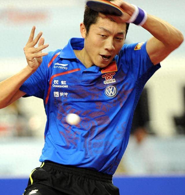 法国乒乓球队险胜奥地利乒乓球队，许昕绝境逆转