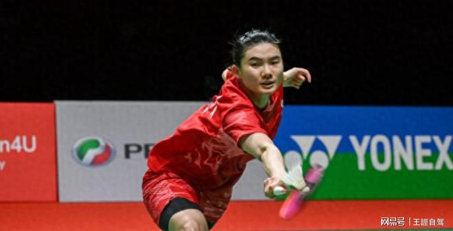 英格兰羽毛球队碾压马来西亚羽毛球队，辛杜制霸全场的简单介绍