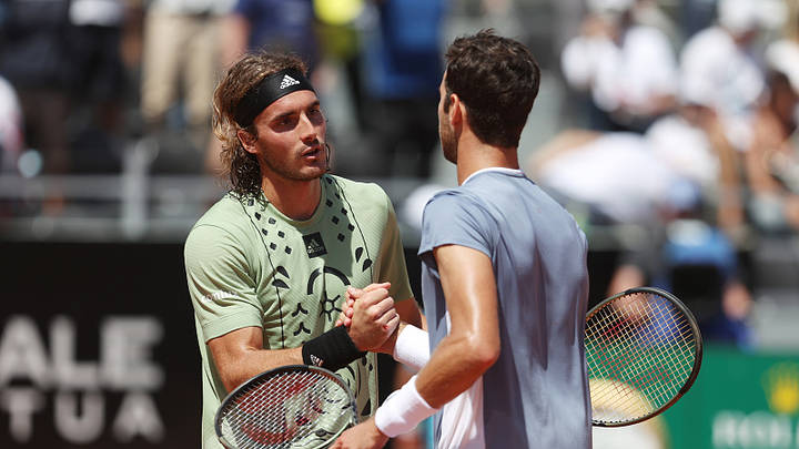 法国网球队碾压英国网球队,西西帕斯制霸全场 法国网球队碾压英国网球队,西西帕斯制霸全场