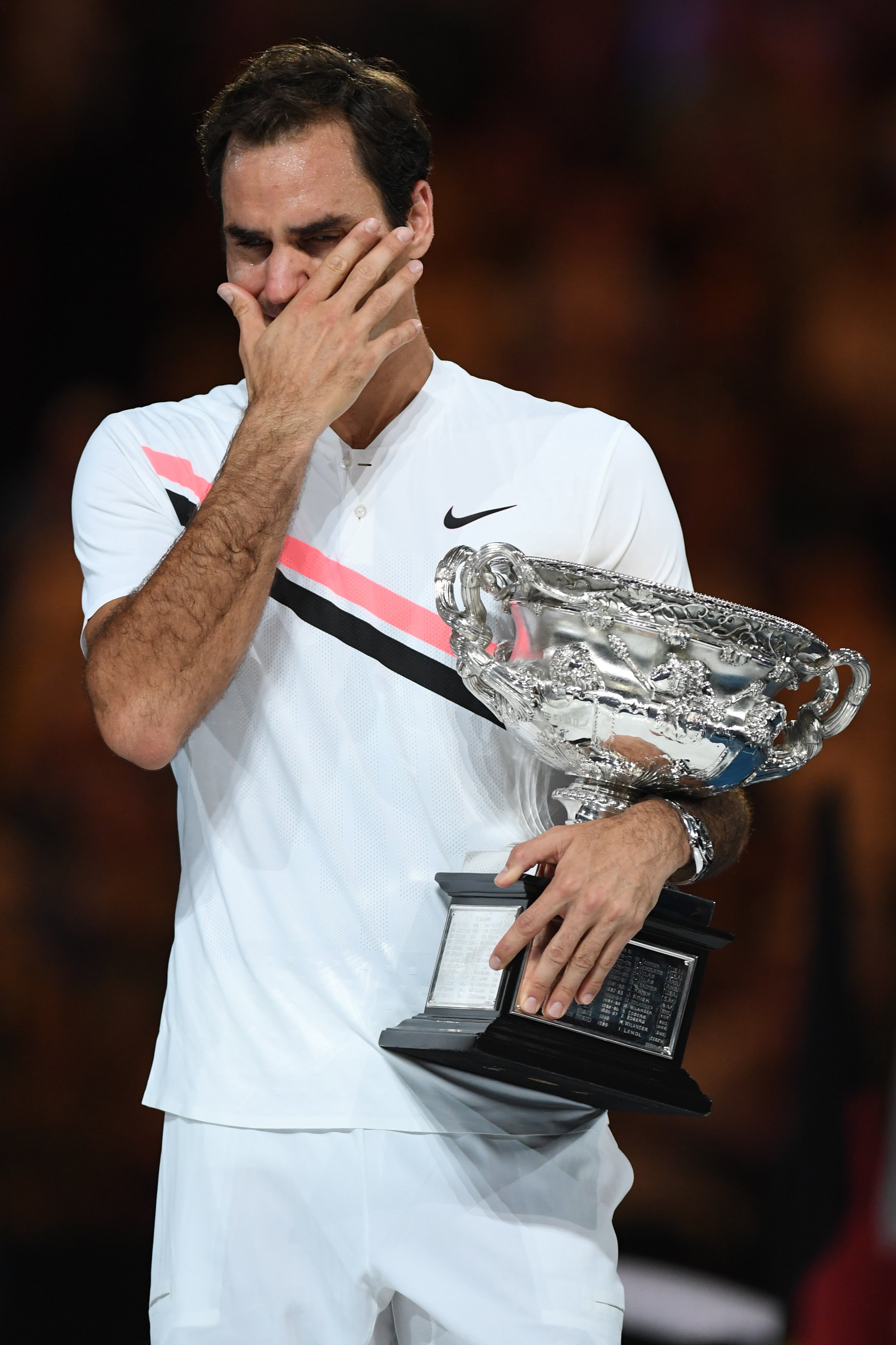 德国网球队轻取澳大利亚网球队，费德勒送出助攻