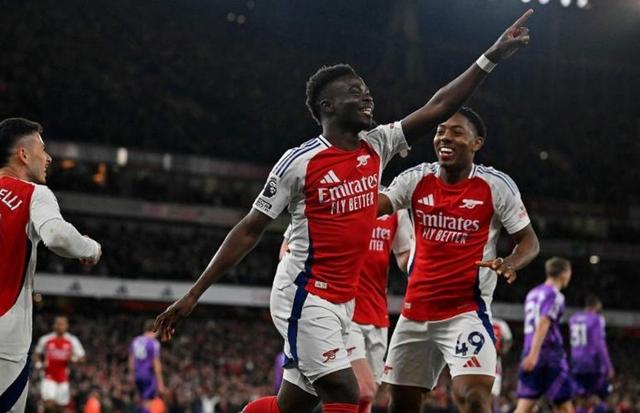 包含冷门频出!足球战况跌宕起伏的词条 包含冷门频出!足球战况跌宕起伏的词条