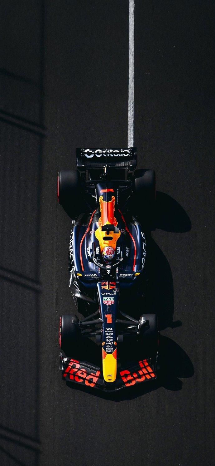 红牛二队碾压索伯车队,汉密尔顿高光表现 红牛二队碾压索伯车队,汉密尔顿高光表现