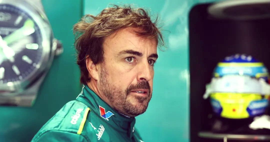 索伯车队翻盘雷诺车队,阿隆索统治全场 索伯车队翻盘雷诺车队,阿隆索统治全场