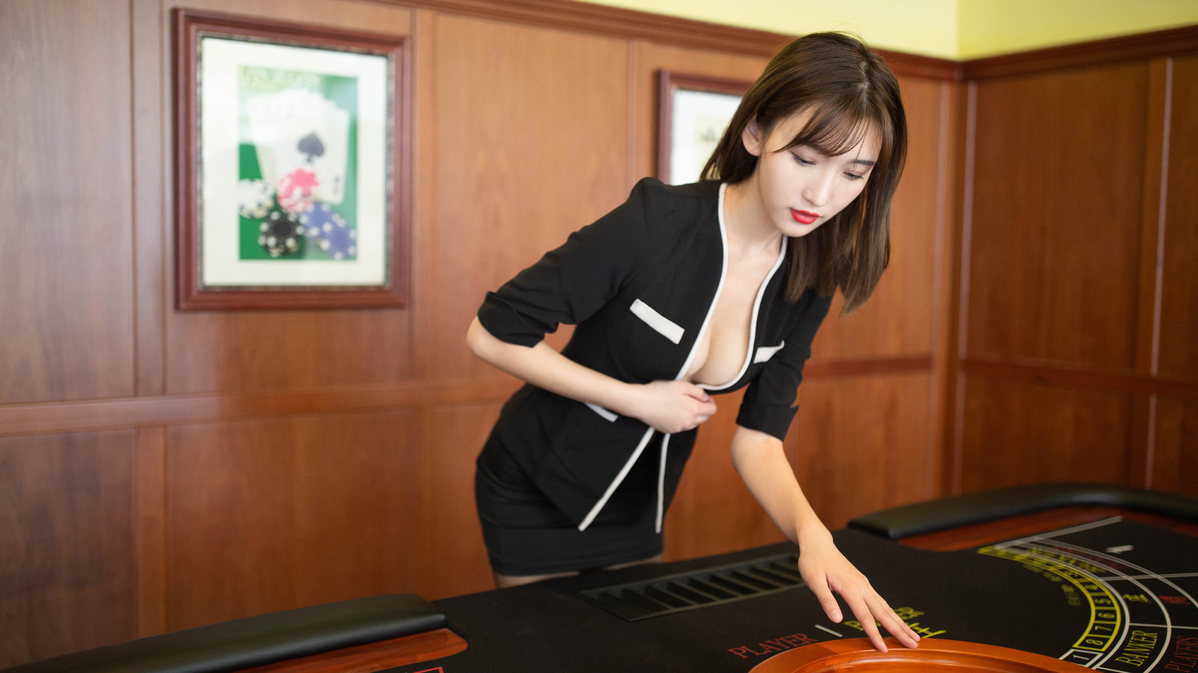 篮球的双重维度，从黄蜂的团队胜利到东契奇的个人接管