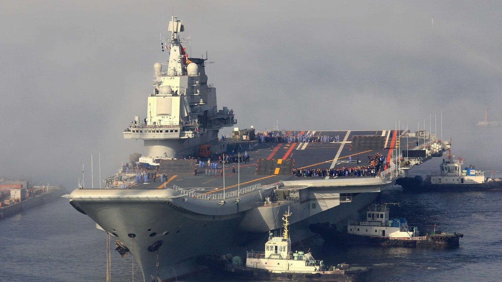 足球决赛夜，篮球人独舞，东契奇以诺坎普为画布，上演无疆界的完美