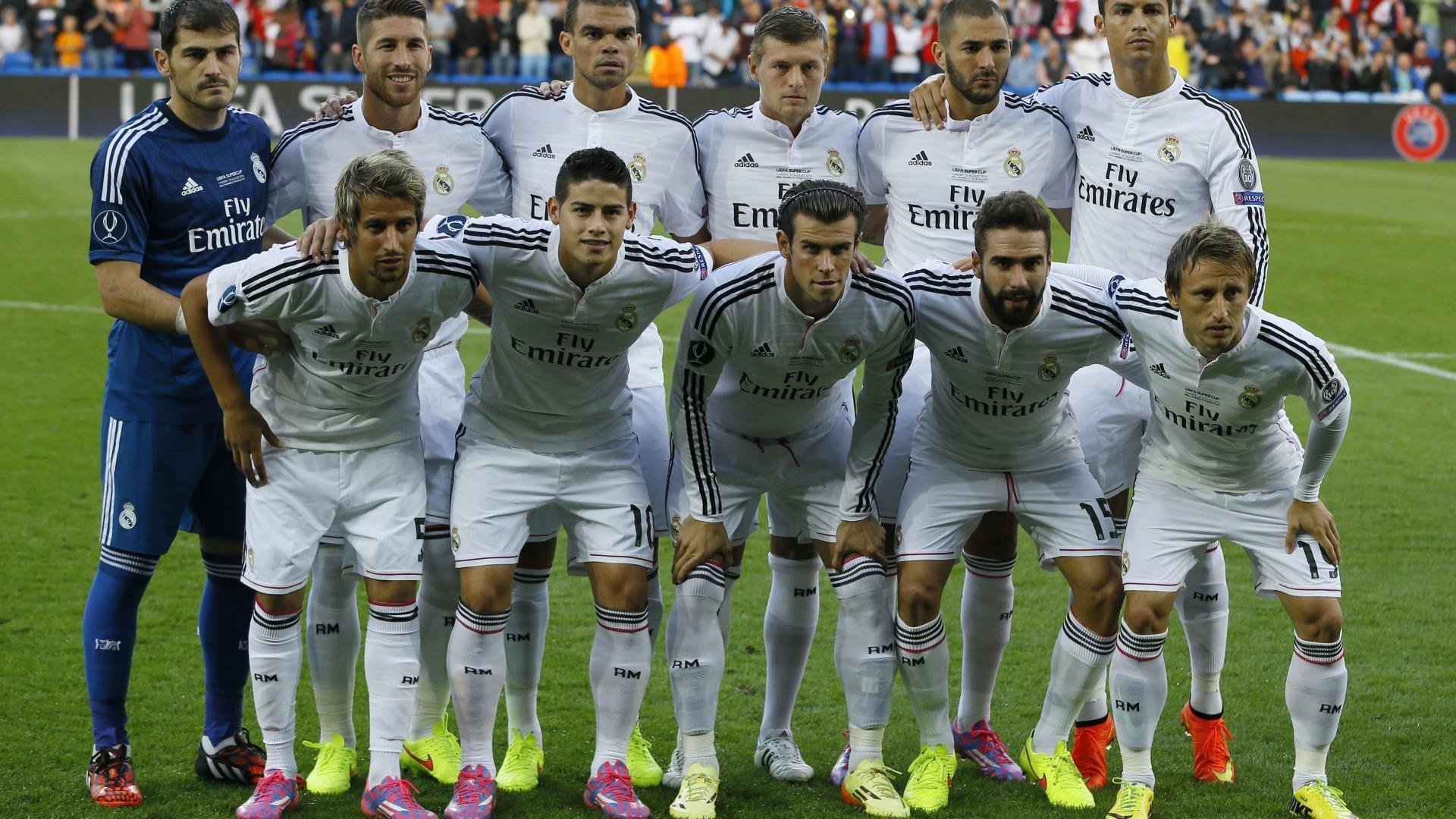 胜负早无悬念,唯有布伦森在场中央轰鸣