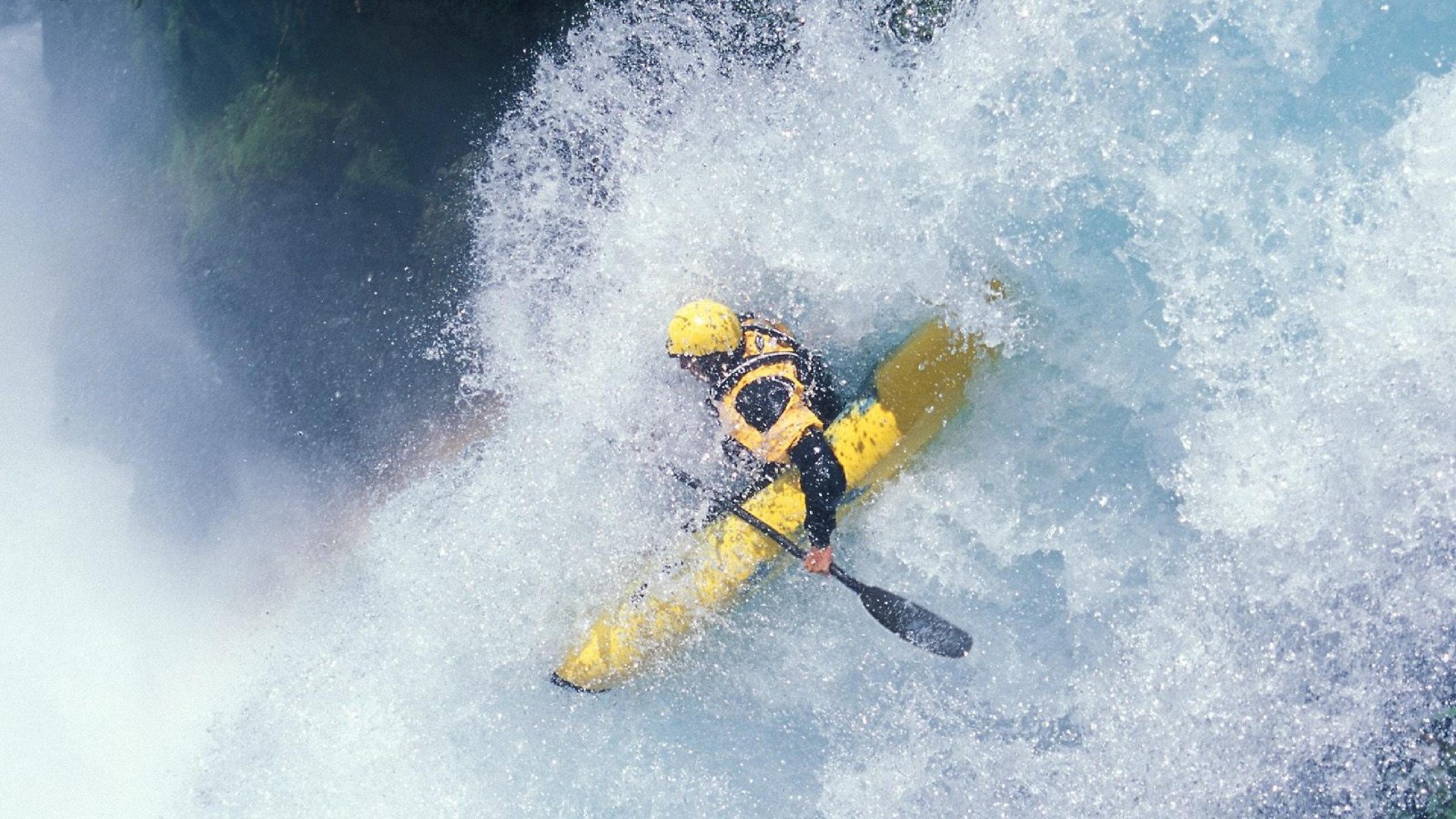东决硝烟启示录,皇马全面压制秘鲁的跨时空战术密码
